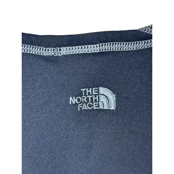Men’s Fleece Tank Top with Embroidered Logo and brand tag The North Face - Picture 3 of 6